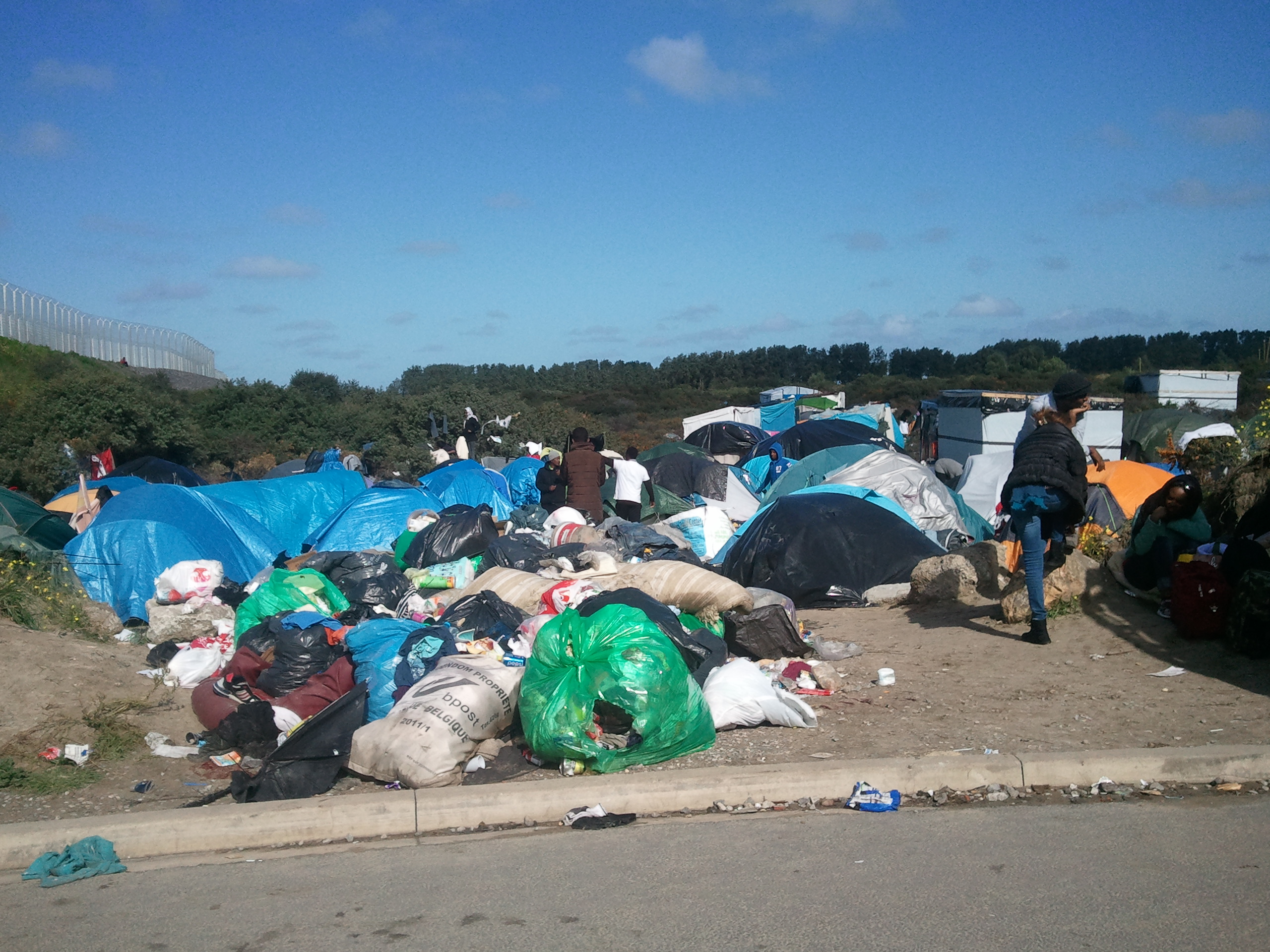 Calais : les associations dénoncent un « non-accueil » organisé