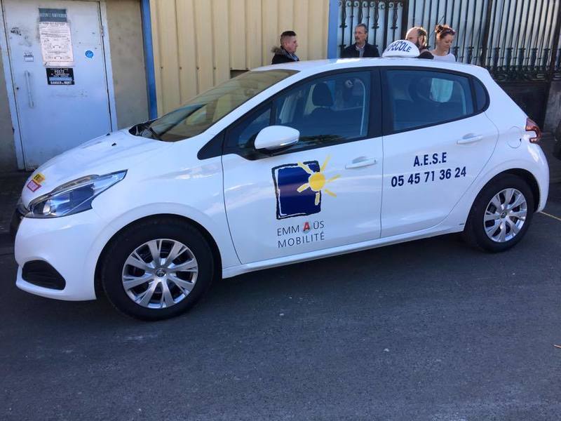 •2014: achat d’une voiturette sans permis. •2016 : ingénierie permettant la création de l’auto-école solidaire. •3 janvier 2017 : ouverture de l’auto-école aux premiers bénéficiaires.