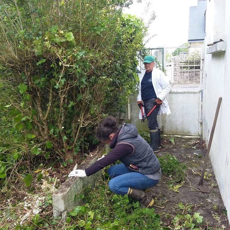 En mai 2015 une situation identique s’est présentée et nous a amenés à élaborer ce projet collectif. La constitution de l’association Cent pour un toit devenait une nécessité.