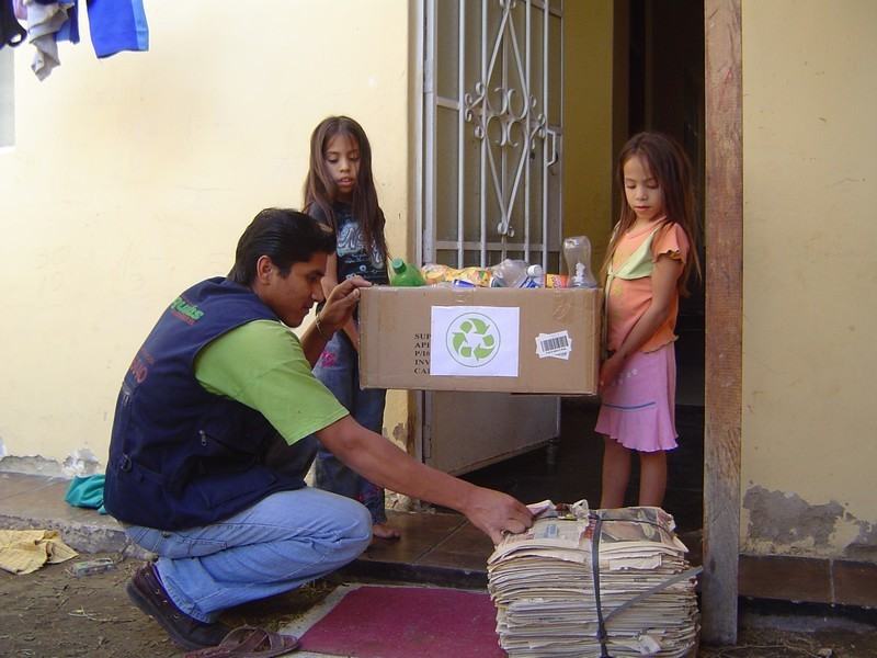 Luego se fijan las programaciones de recojo y etapas de la educación ambiental.