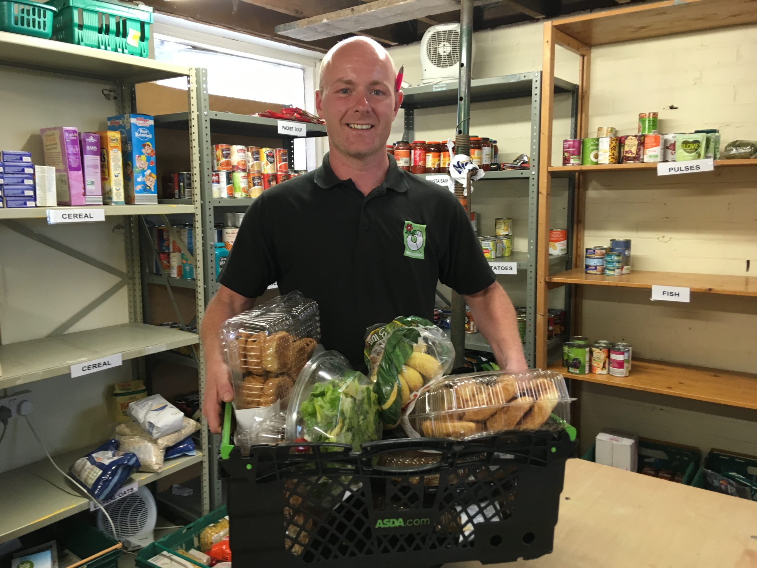 Emmaus Coventry & Warwickshire has been providing food to food banks for the past 10 years. The current need for ‘Helping Coventry’s Food Banks’ was identified through discussions with local food banks who were seeking support with replenishing their stock due to high demand.