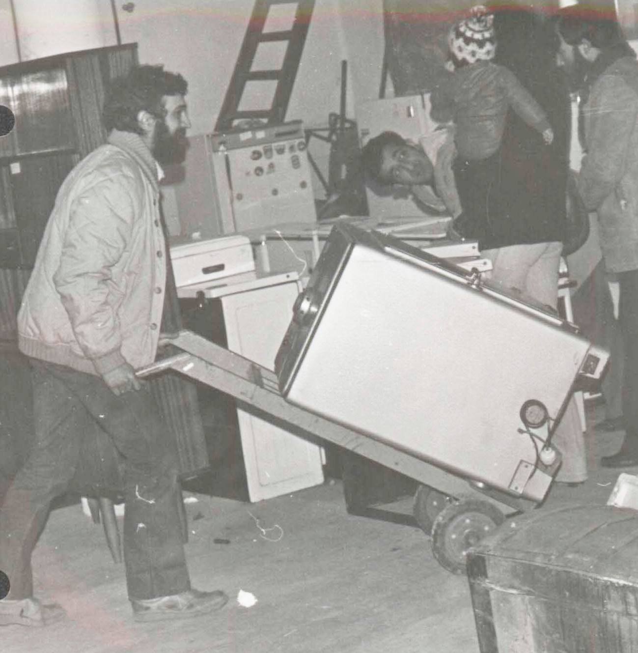 1981 Collecte SélectivernParticipation active, aux côtés de l'équipe Lorea, au premier projet pilote de Collecte Sélective de Navarre.