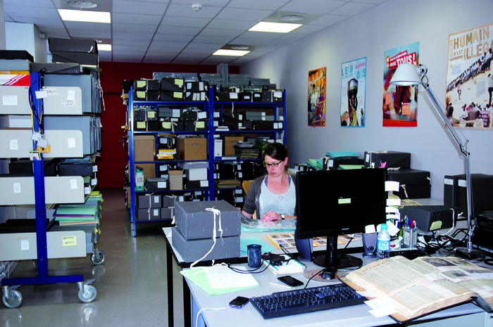 Archives d’Emmaüs et de l’abbé Pierre : un trésor à conserver